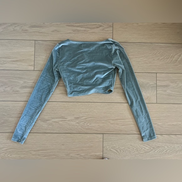Urban outfitters ruched long sleeve crop top size xs NWT - Picture 5 of 6